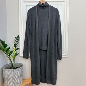 Banana Republic Gray Knitwear Set (Top & Cardigan) - Size Medium